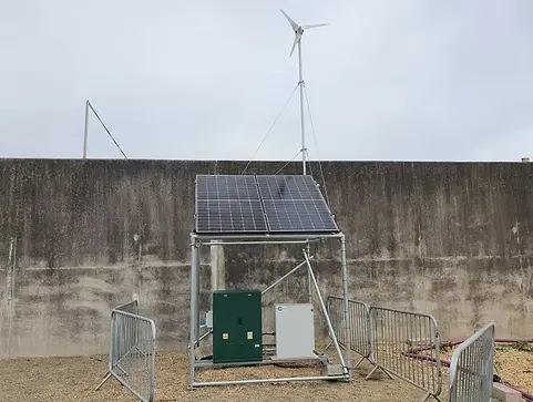 Off Grid Photo